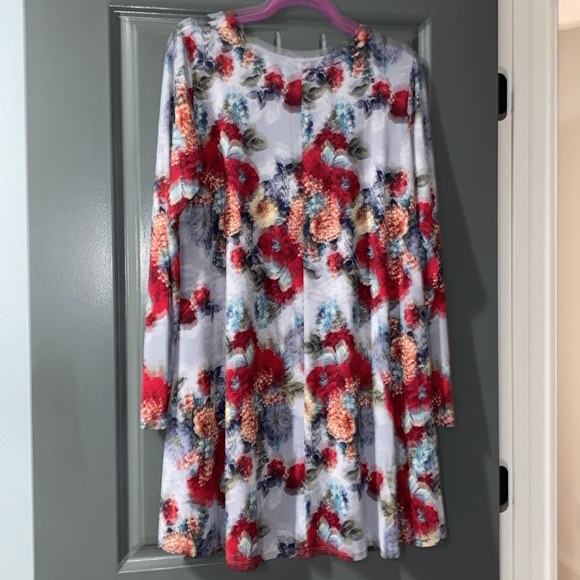 Flowered dress size M - Picture 3 of 5